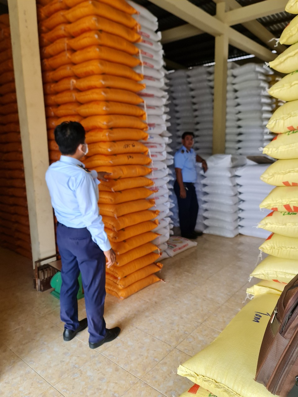 Bạc Liêu: Thu giữ 6 tấn gạo không rõ nguồn gốc, xuất xứ
